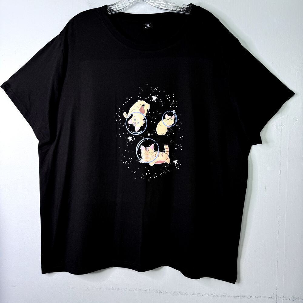 Perout Curve Kittens in Space Graphic Short Sleeve Black T-Shirt Plus Size 3XL
